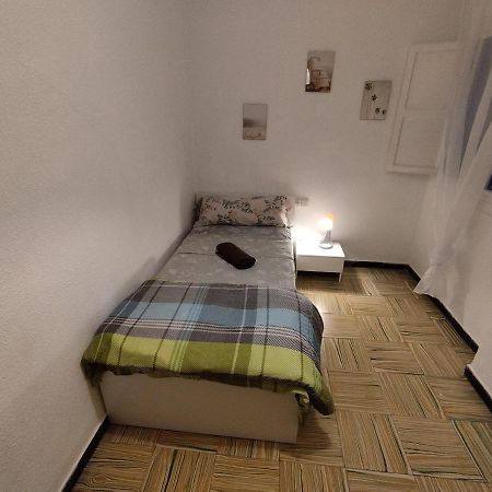 Habitaciones Cerca Del Centro Alicante Ngoại thất bức ảnh